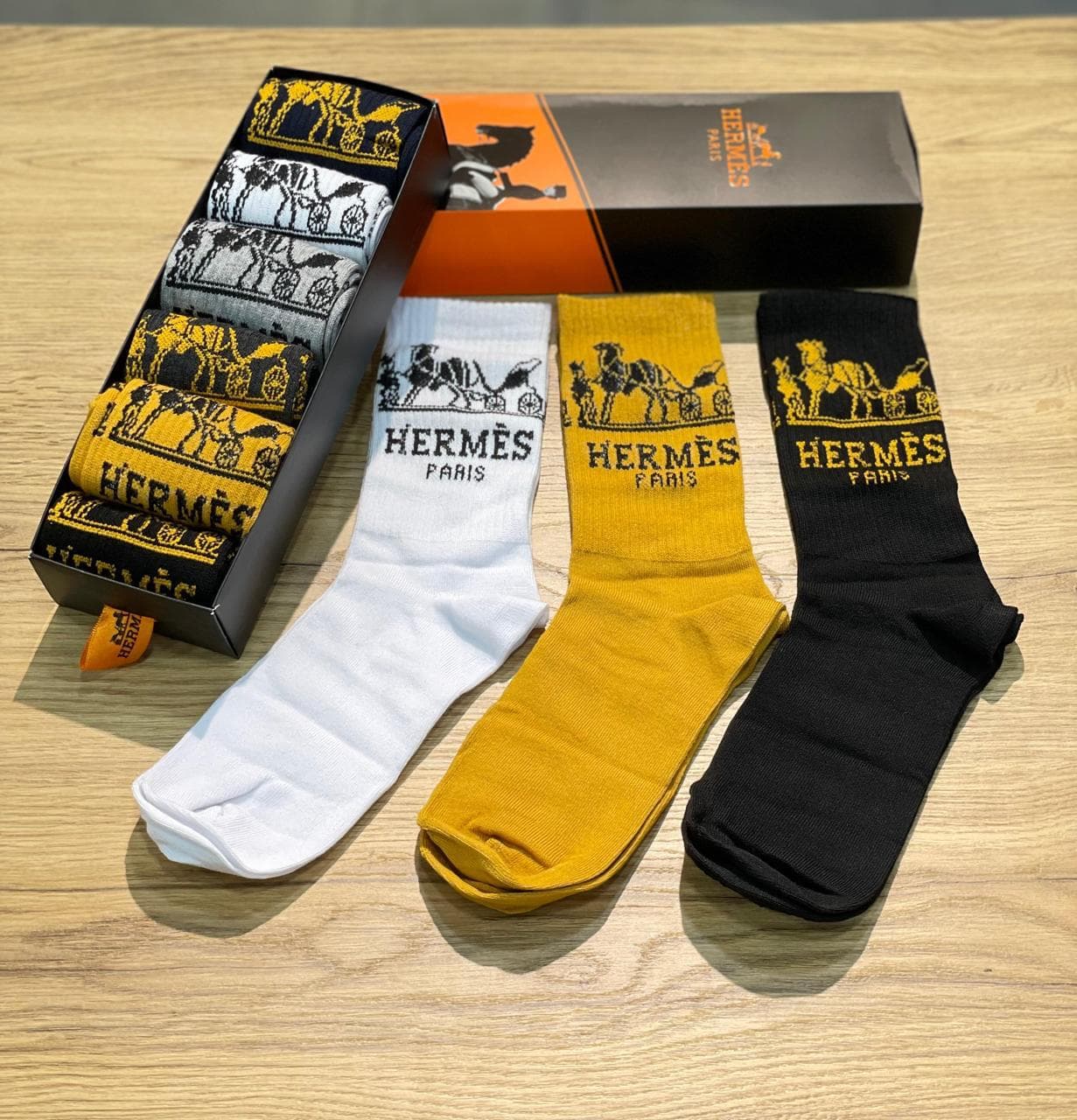 HERMÈS SOCKS
